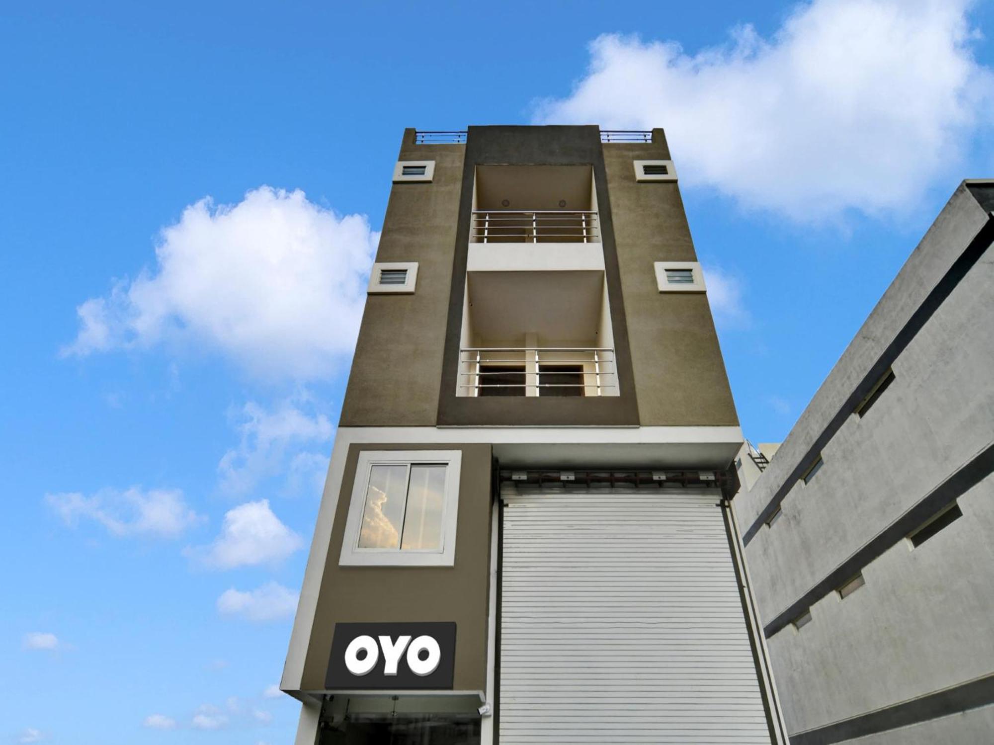 Oyo Hotel Dr Greens Indore Eksteriør billede