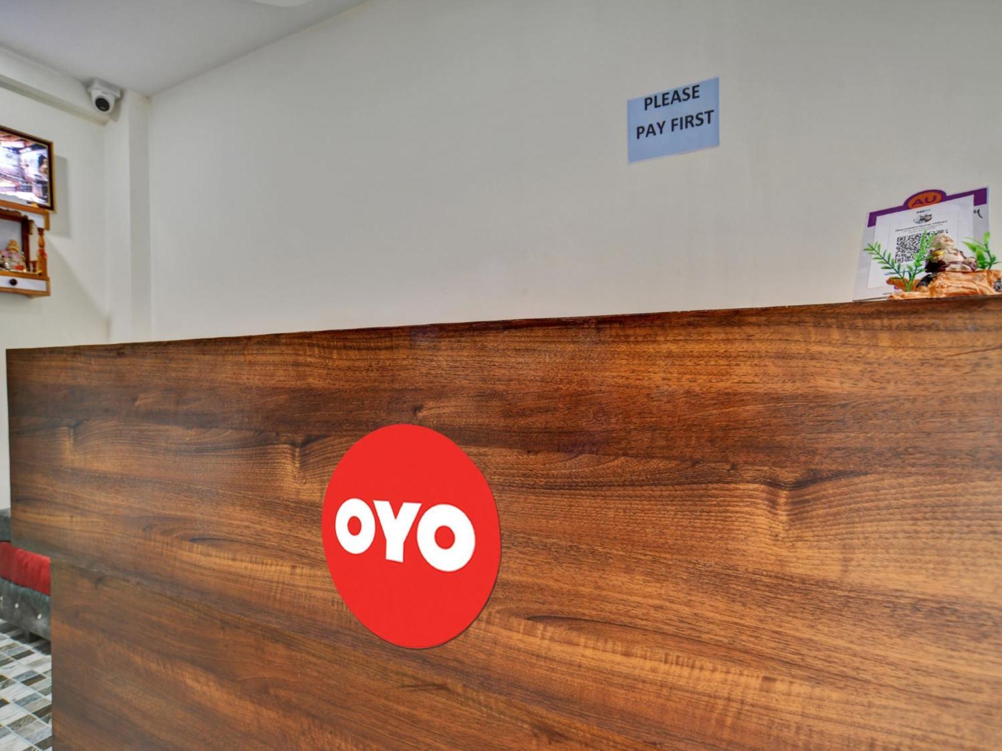 Oyo Hotel Dr Greens Indore Eksteriør billede